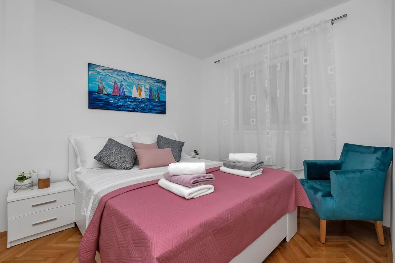 Bruno & Toni Deluxe Apartman Makarska Eksteriør billede