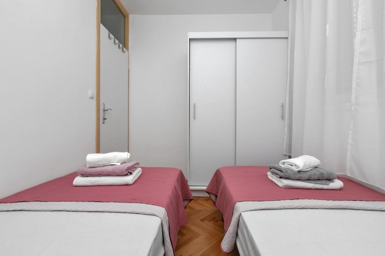 Bruno & Toni Deluxe Apartman Makarska Eksteriør billede